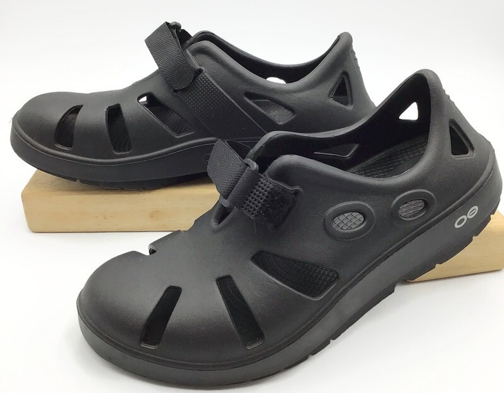 OOFOS OOcandoo Recovery Sandals Black Mens 5 Womens 7 Adjustable Comfort